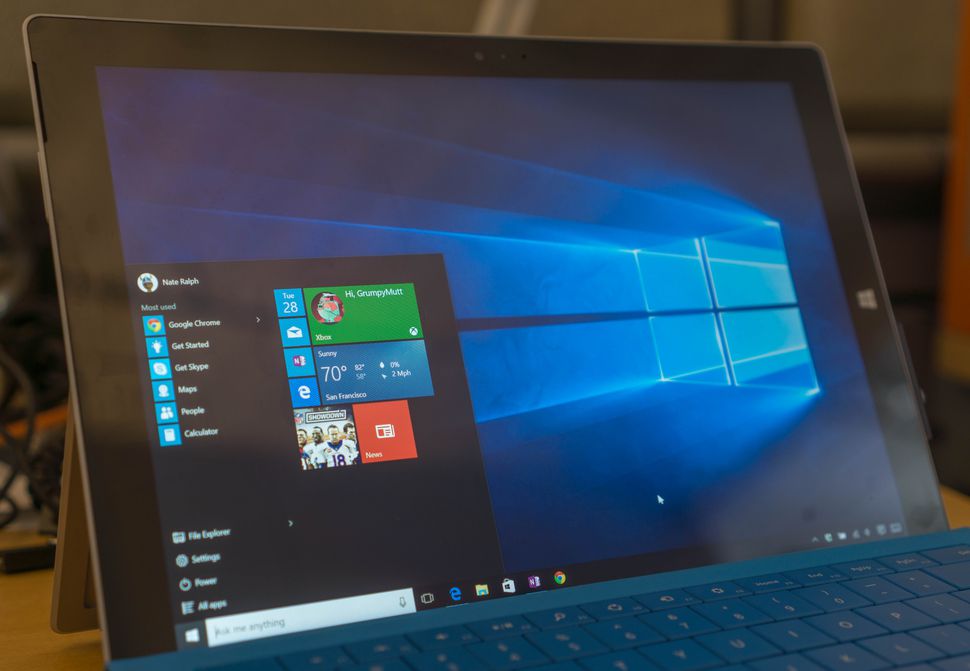 Windows’un 40 yıllık mavisi artık kapkara olacak